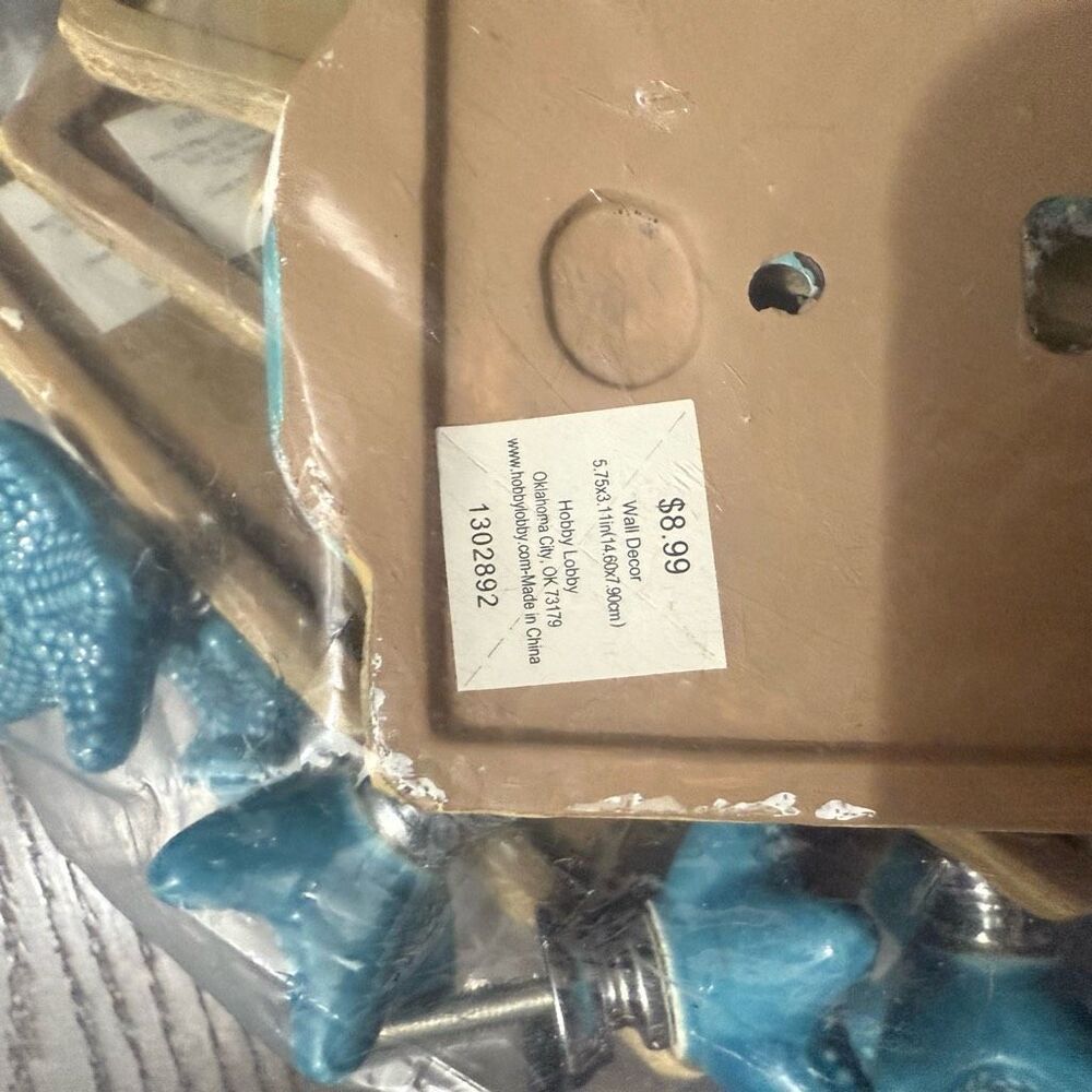 Lot of Hobby Lobby Nautical Beach Plug in Covers and Drawer Pulls - Picture 3 of 3